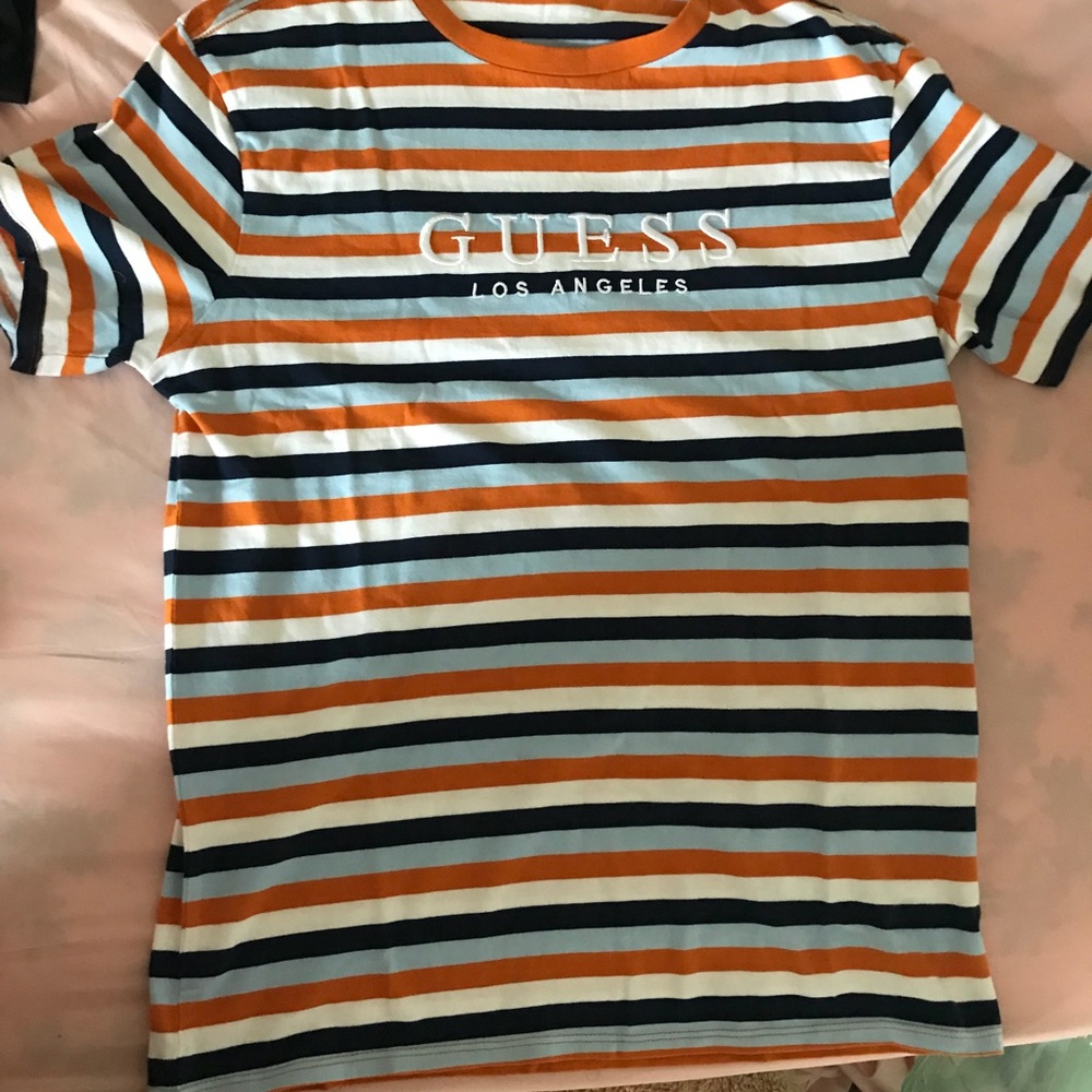 STRIPED GUESS T SHIRT SMALL